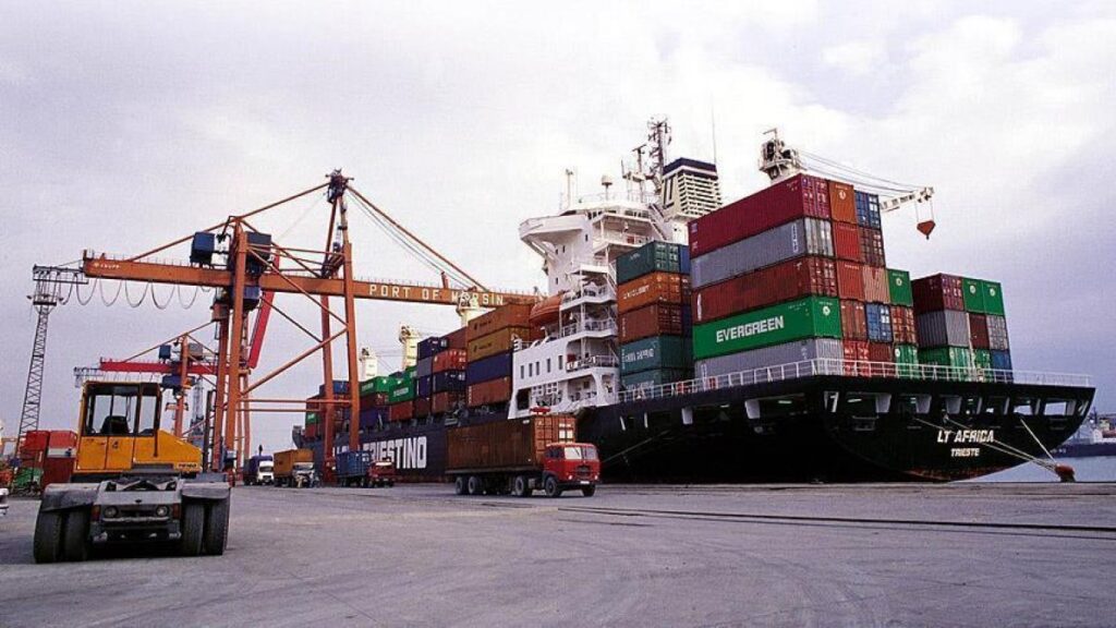 Turkish exports down in Nov. amid 2nd wave of coronavirus